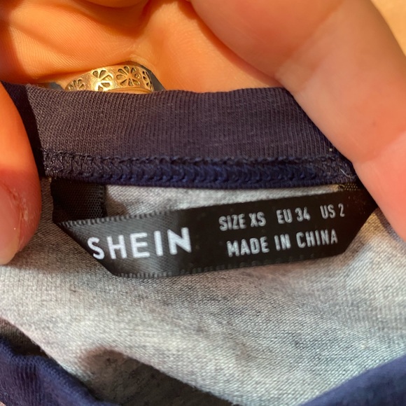 Crop top - Picture 3 of 3